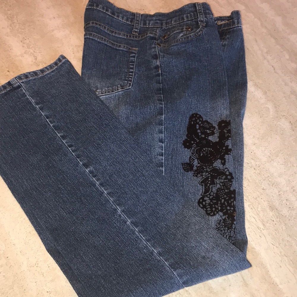 Great Belle Sport Velvet Trim Jean Like New!